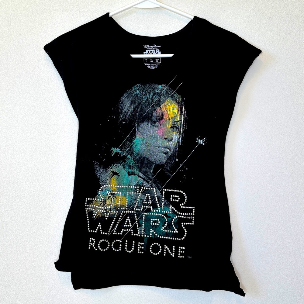 Star Wars Rogue One studded V neck T-Shirt, Black, Kid's Large